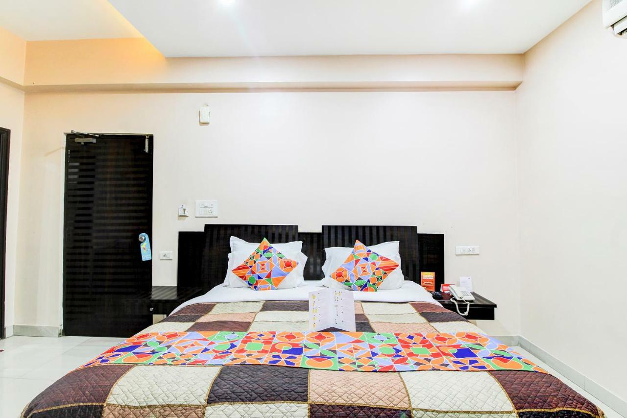 Fabexpress Tourist Plaza Hyderabad Esterno foto